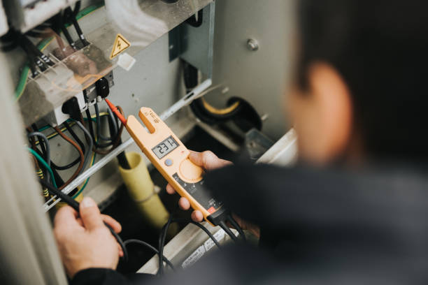 Best Local Electrician Companies  in Onalaska, WI