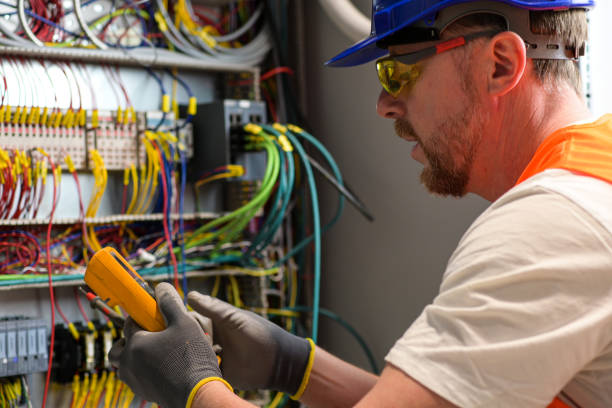 Best Circuit Breaker Repair  in Onalaska, WI